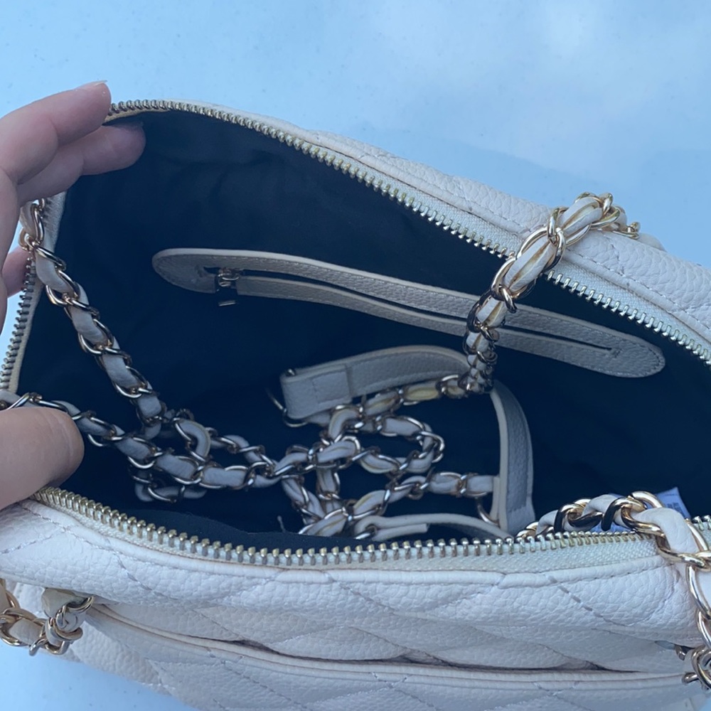 Purse - Picture 2 of 2